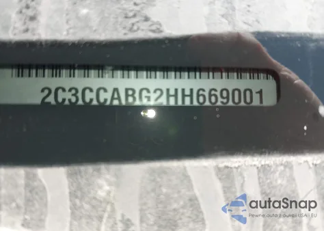 2017 Chrysler 300 300S Alloy Edition z USA, uszkodzony, nr VIN 2C3CCABG2HH669001